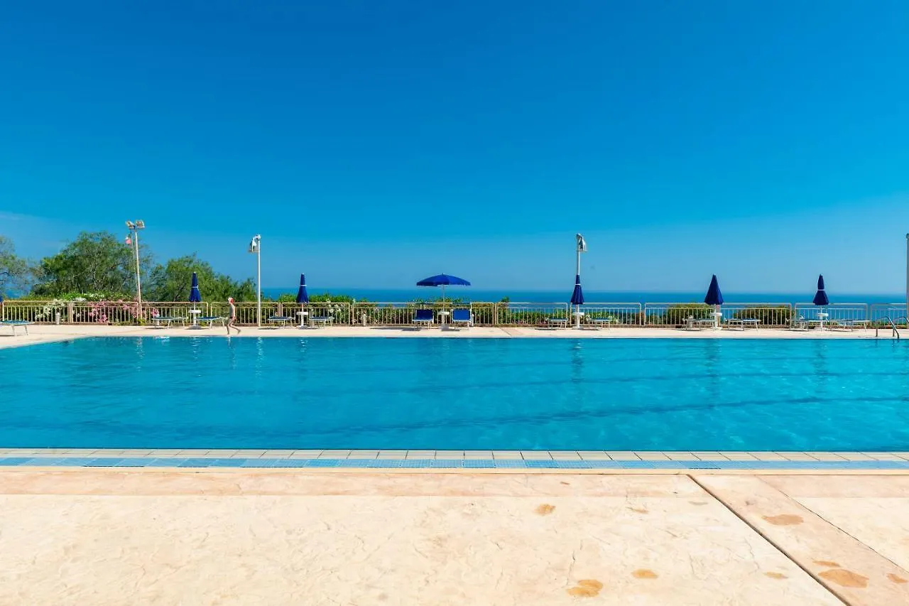 **  Aparthotel Isabella Sciacca Italia